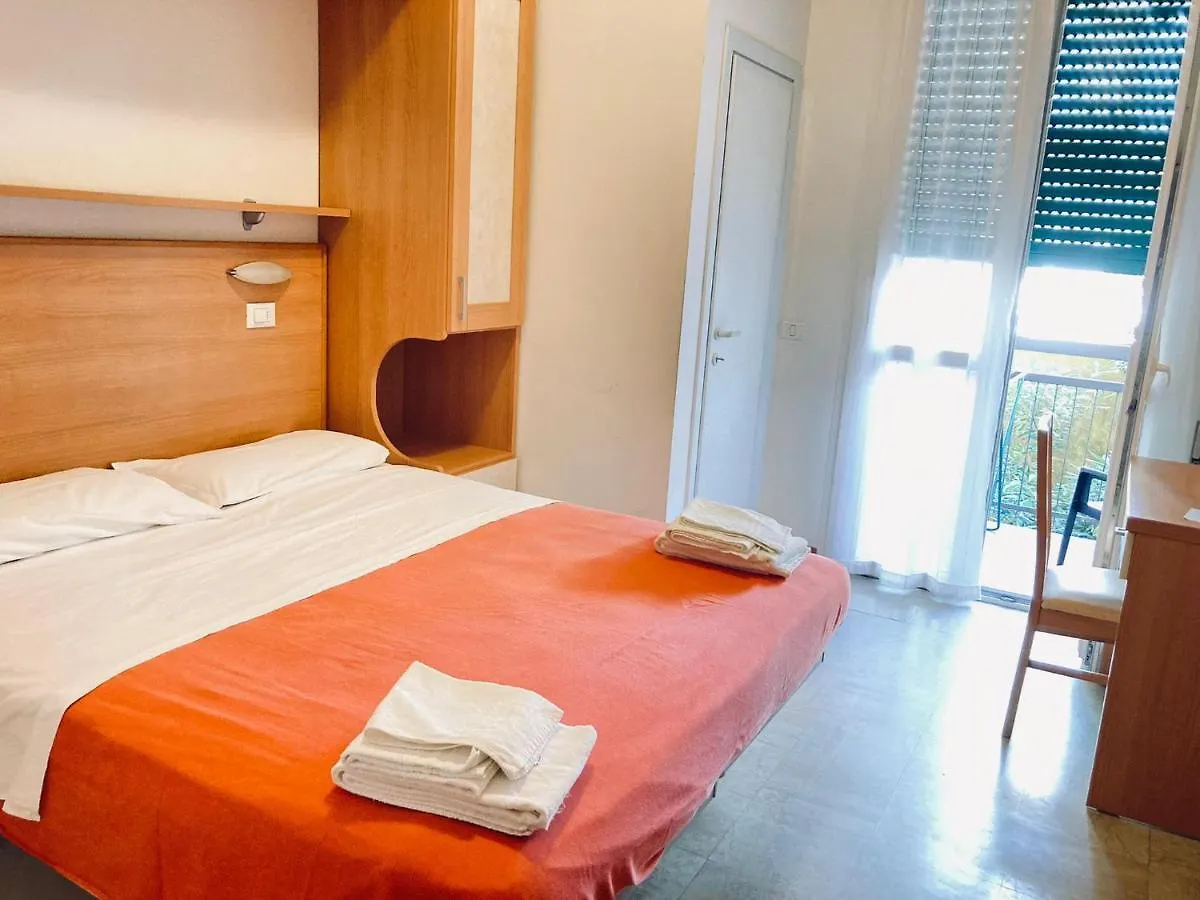 ***  Hotel Piccolo Fiore Bellaria-Igea Marina Italy